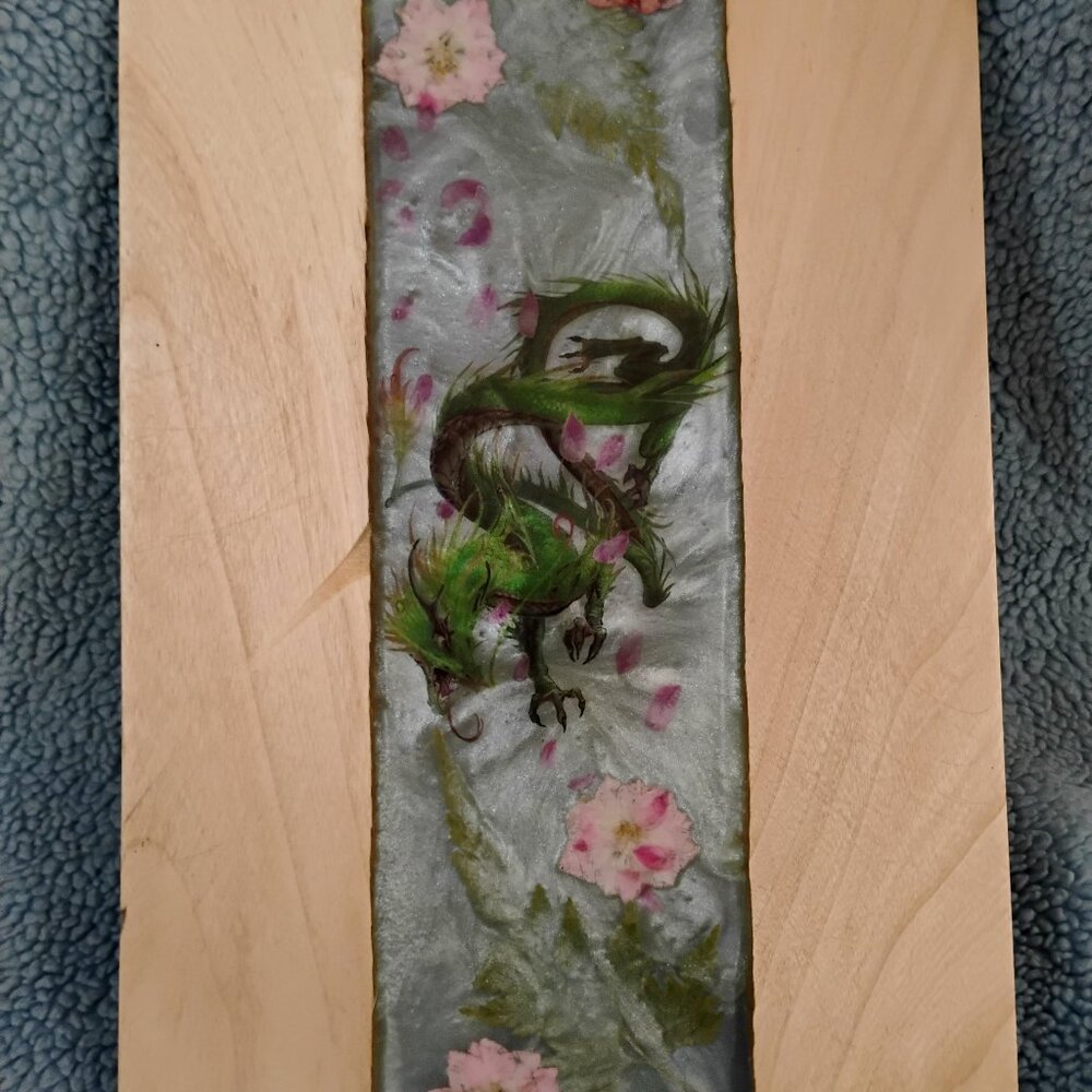 7 3/4 x 11 3/4 Resin & Oak Cutting Board